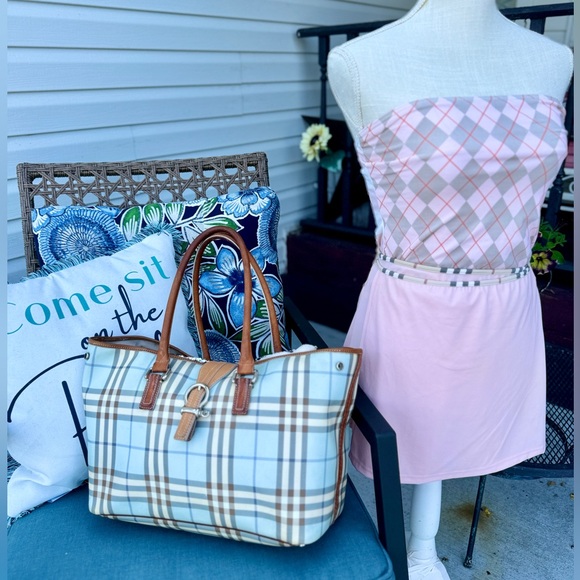 BURBERRY Vintage Blue Nova Check Convertible TOTE💙🔥HUGE! 19x10x6”🔥EVC🔥RARE🔥 - Picture 6 of 17